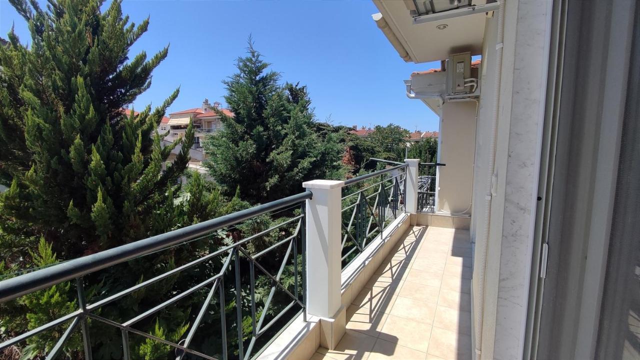 The Golden Guest House Peraía Dış mekan fotoğraf